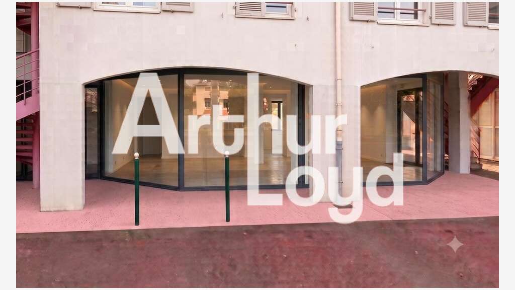 LA BIOLLE - LOCAL COMMERCIAL à vendre