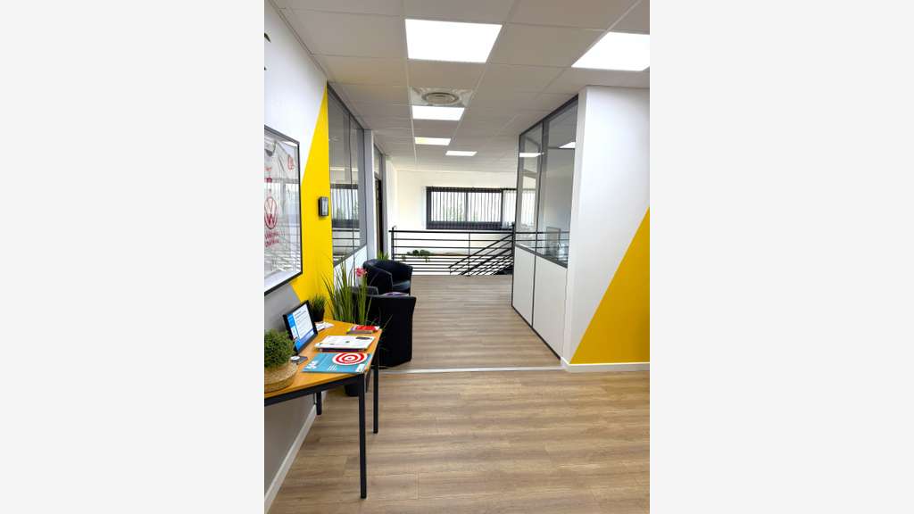 AV local 370m² ZI de La Garde/ La Farlède
