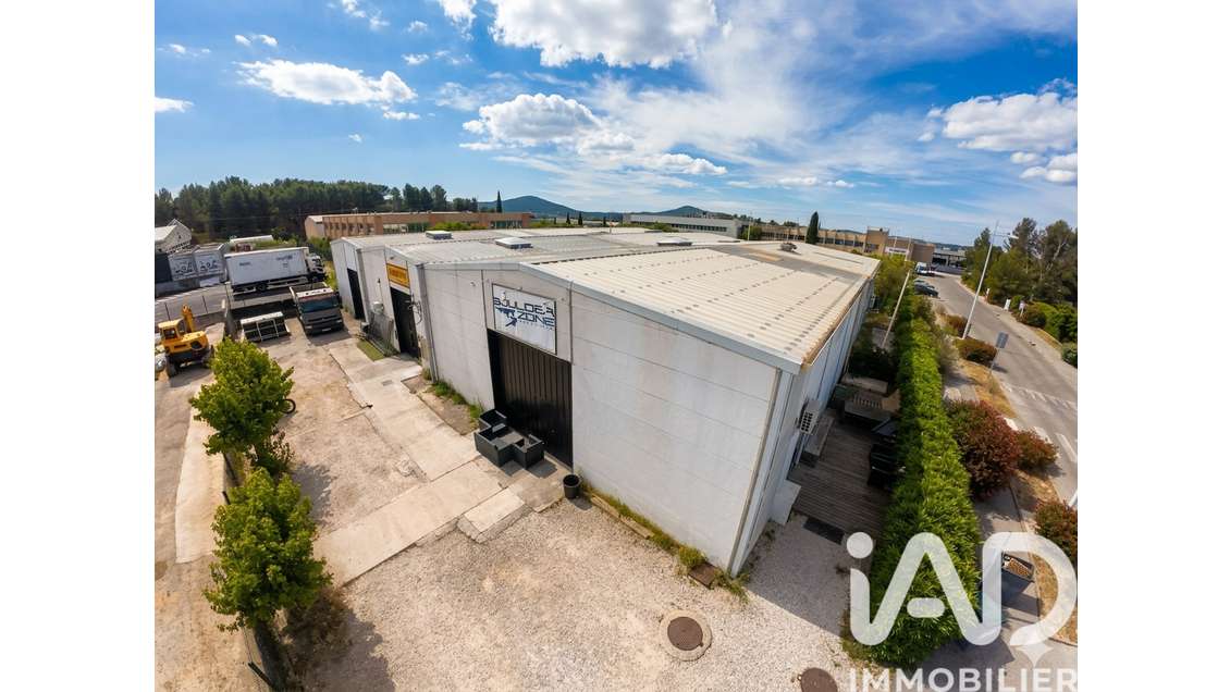 Vente locaux commerciaux ZI à La Garde