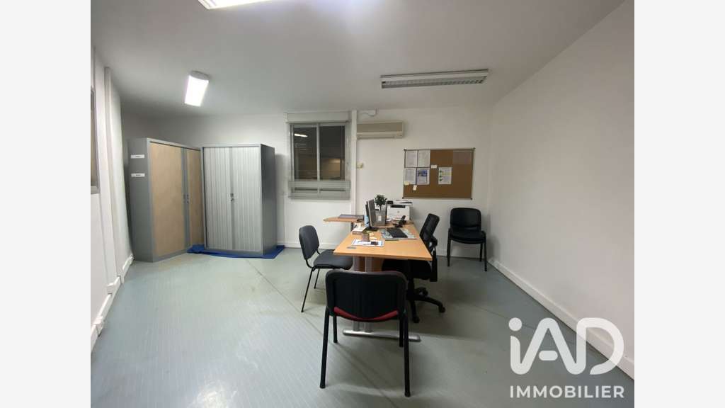 Vente bureaux 80m² à La Possession