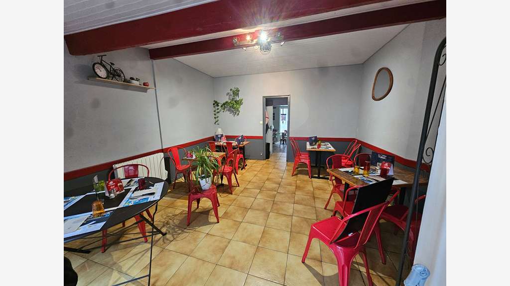 Vente murs restaurant 255m² à La Roche sur Yon