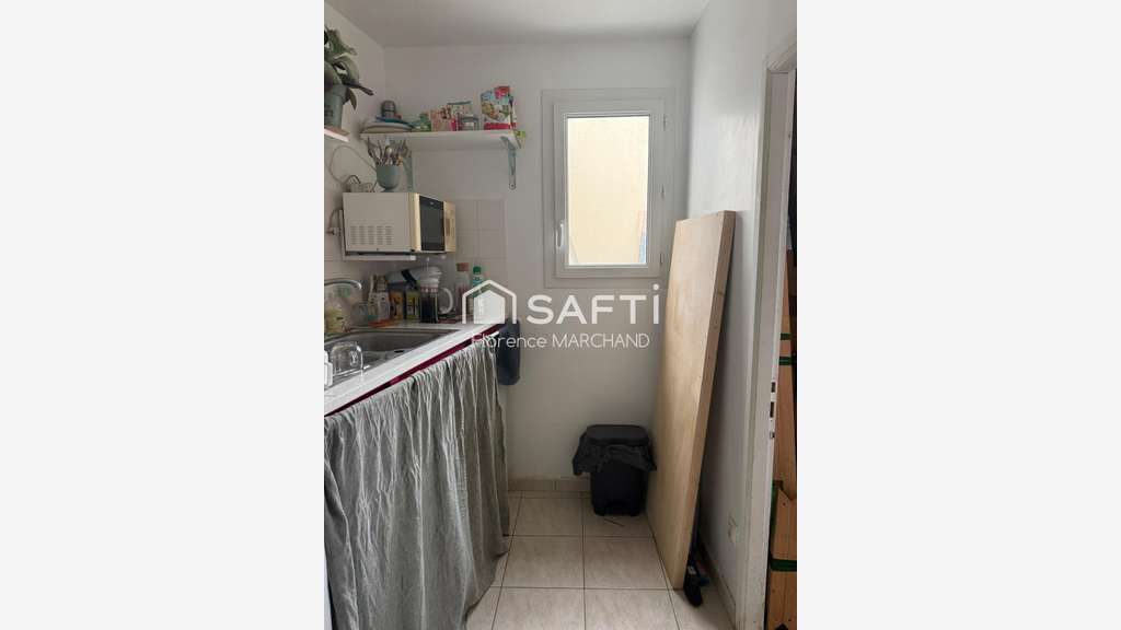 Vente local commercial de 76m² à La Rochelle