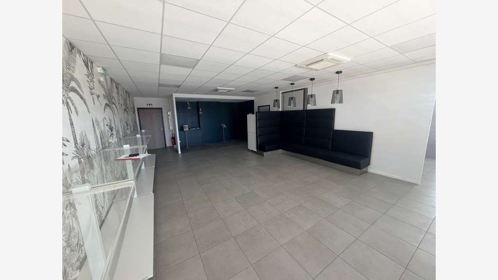 Vente bureaux de 110m² en R+1 à La Seyne sur Mer