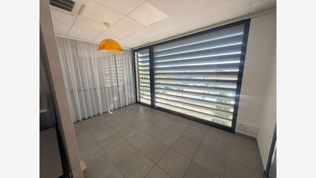 Vente bureaux de 110m² en R+1 à La Seyne sur Mer