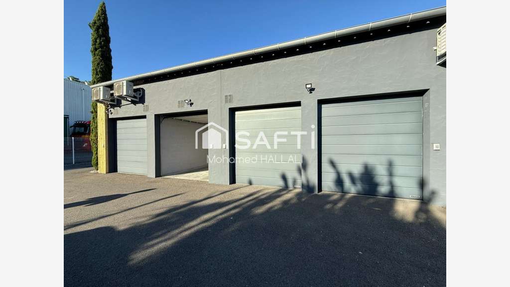 Local commercial 380m² zone d'activité de La Teste