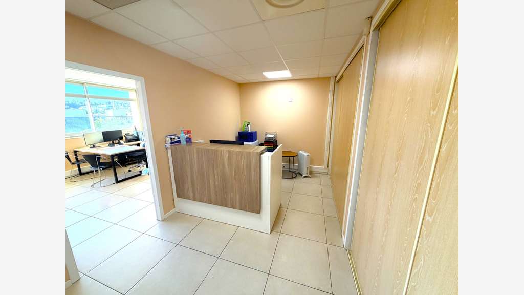 AV bureaux 62m² centre médical La Valette-du-Var