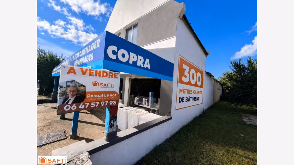 Vente local hangar stockage de 300m² à Lanmeur