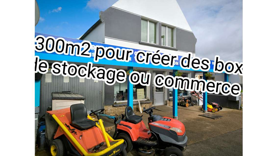 Vente local hangar stockage de 300m² à Lanmeur