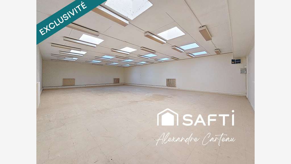 Vente entrepôt 297m² à Latresne