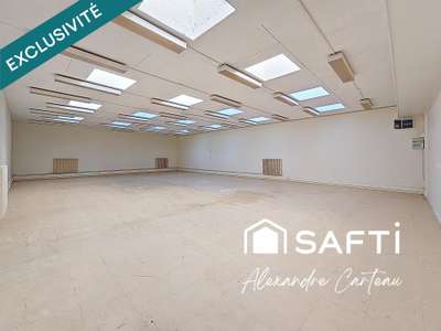 Vente entrepôt 297m² à Latresne 