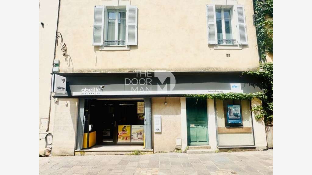 Vente locaux commerciaux 116m² à Laval