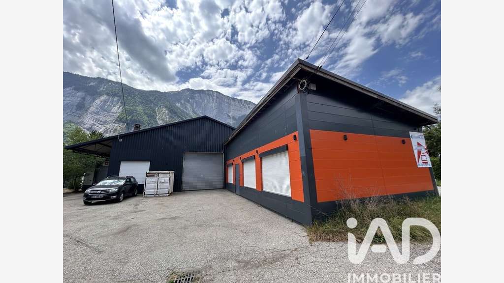 Vente murs commerciaux loués au Bourg-d'Oisans