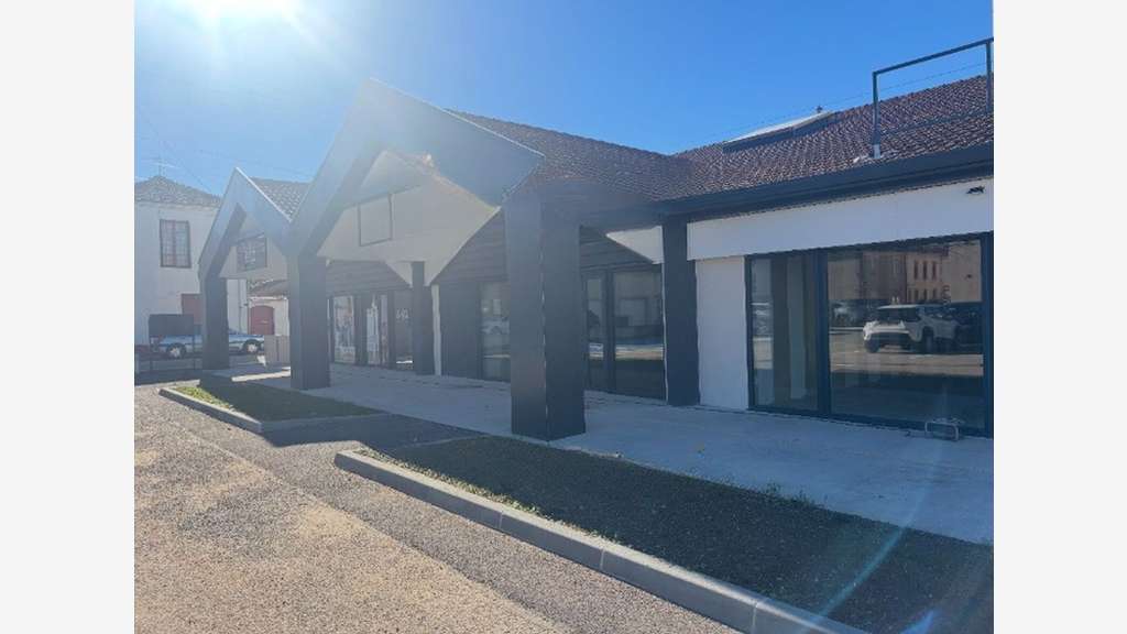À vendre plusieurs lots disponibles au Coteau