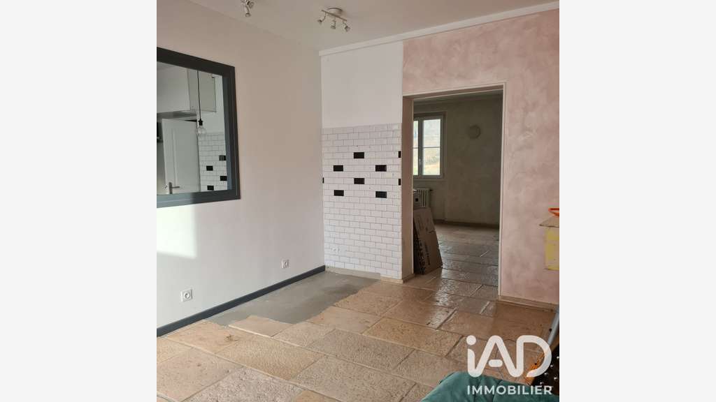 Vente local commercial de 65m² au Creusot