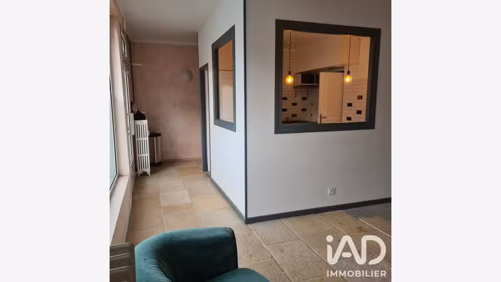 Vente local commercial de 65m² au Creusot