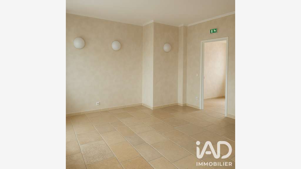 Vente local commercial de 65m² au Creusot