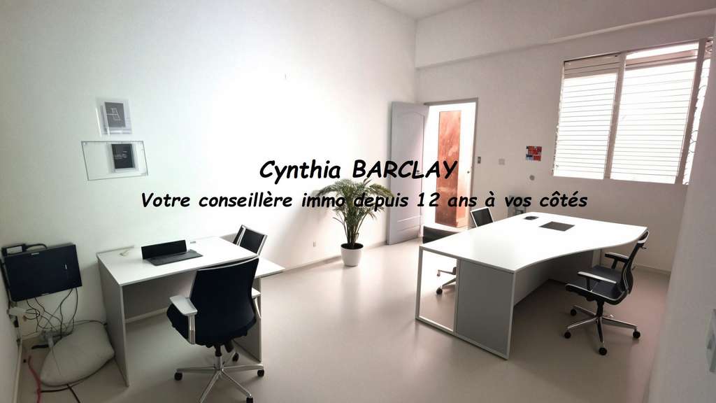 Local commercial bureaux F3 38m² Le Morne-Rouge