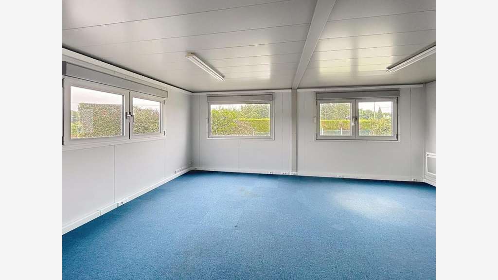 Local d'activité - Le Neubourg / Elbeuf - 1540m²
