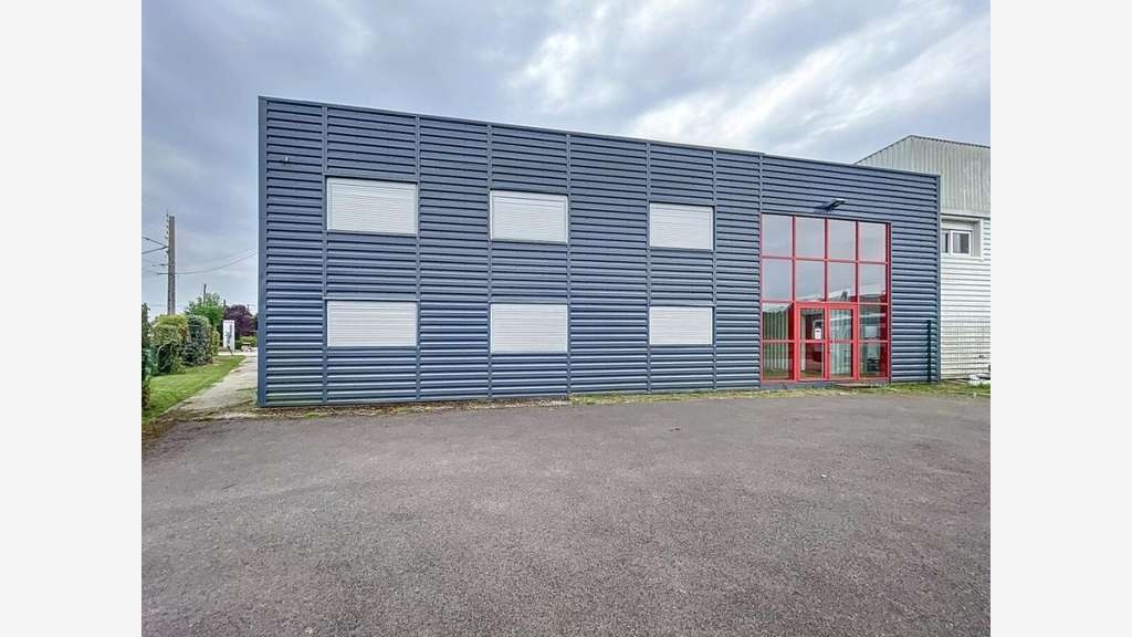 Local d'activité - Le Neubourg / Elbeuf - 1540m²