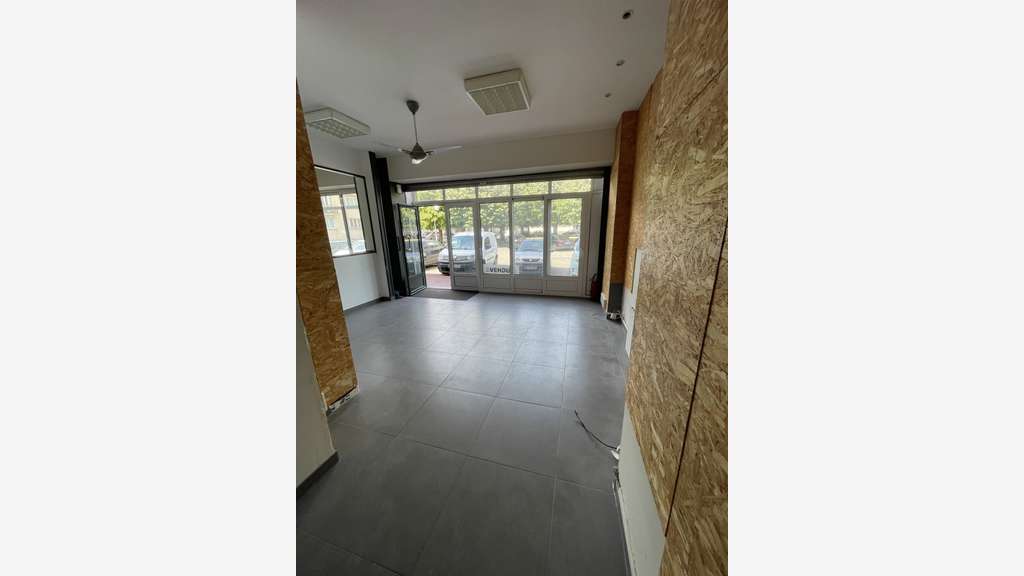 Local commercial de 68m² à vendre Le Pecq