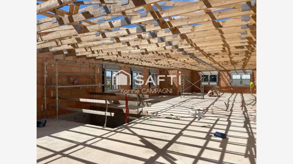 Vente bureaux + entrepôt de 1009m² en ZA le Thor