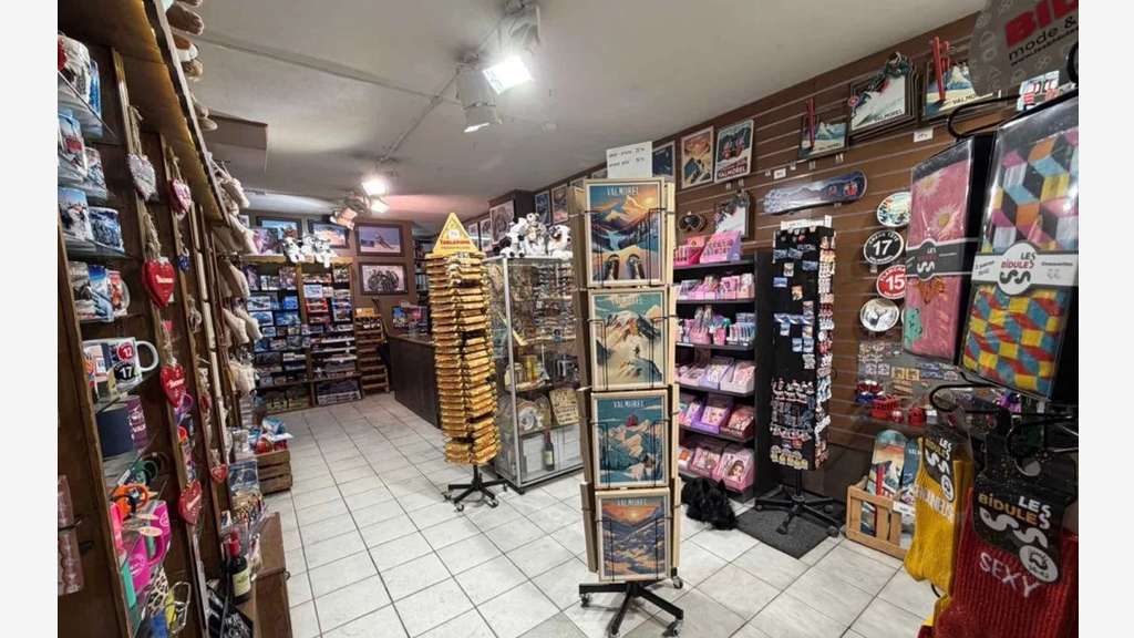 AV murs commerciaux 40m² station internationale 73
