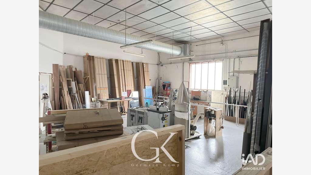 Local commercial à Les Avenières Veyrins-Thuellin
