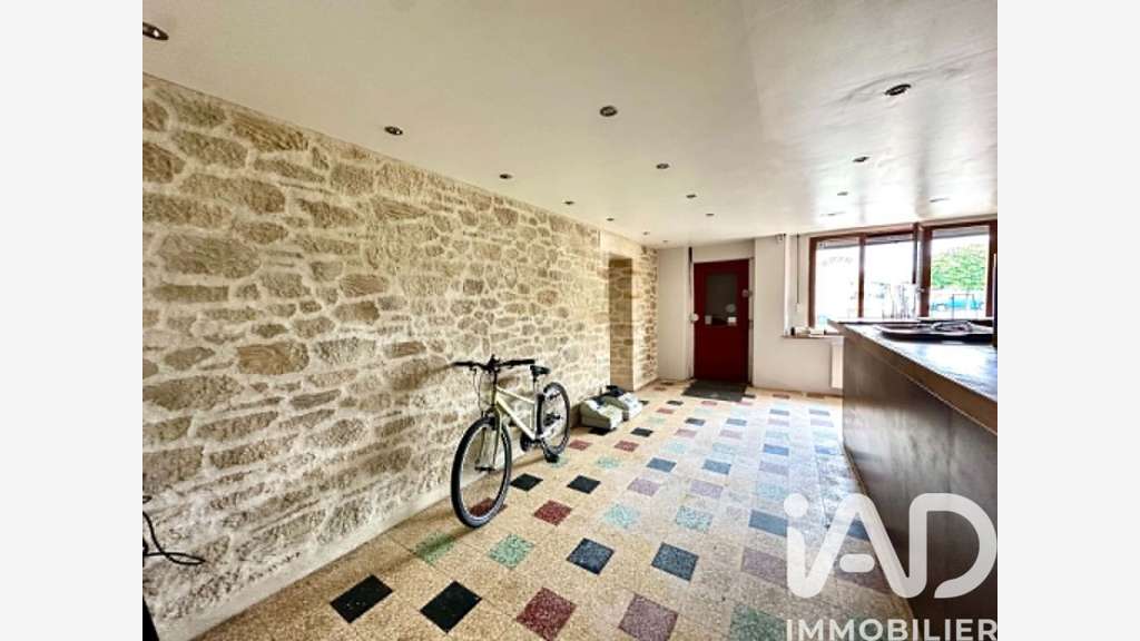 Vente ancien hôtel-restaurant à Les Ayvelles