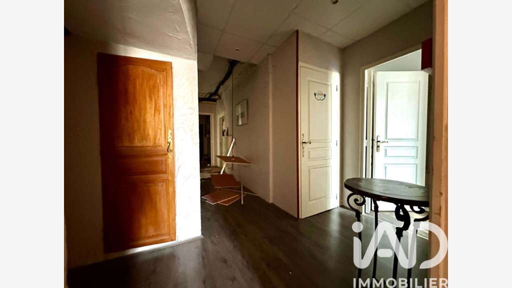Vente ancien hôtel-restaurant à Les Ayvelles