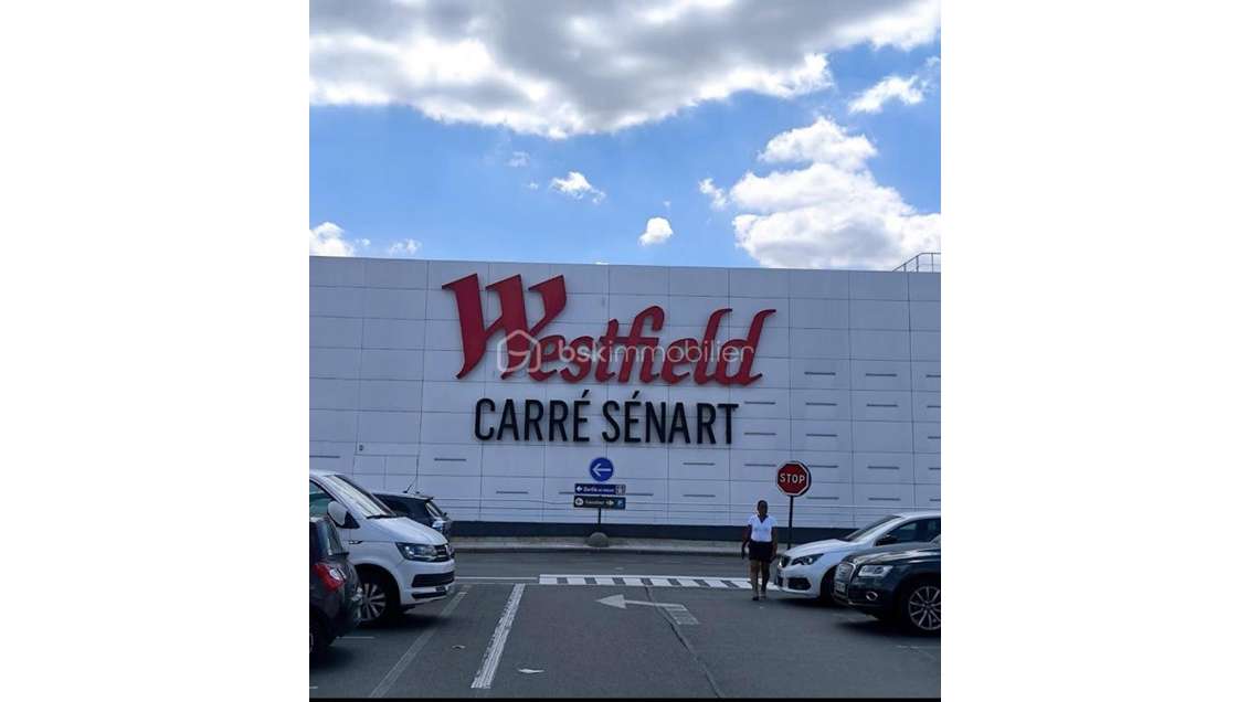 Kiosque 20m² emplacement premium à Lieusaint