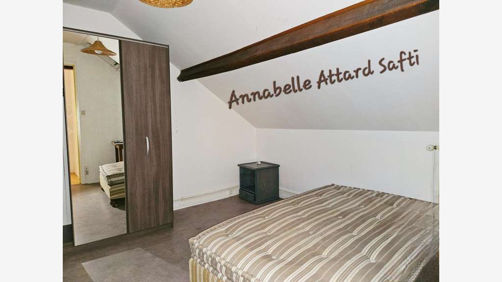 Ensemble rare de 2 maisons avec fort potentiel