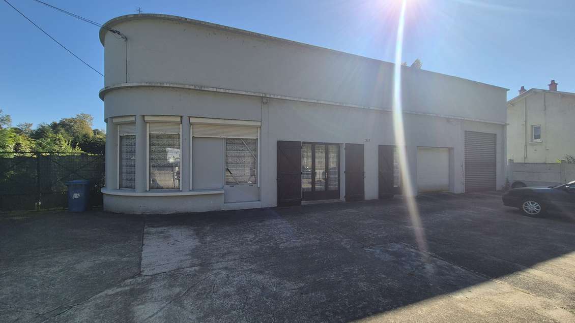 Vente local professionnel 220m² Limoges Av Baudin
