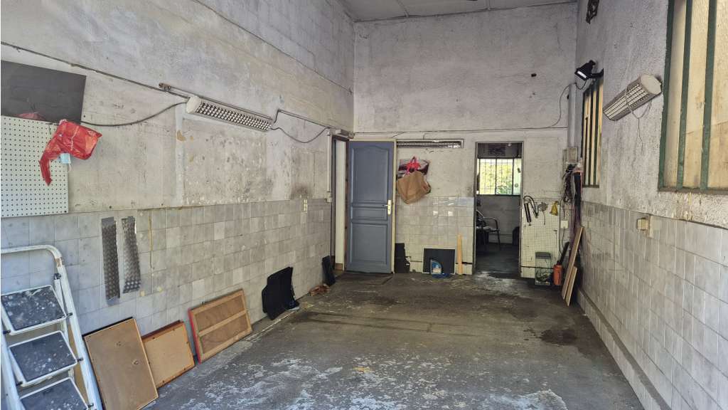 Vente local professionnel 220m² Limoges Av Baudin