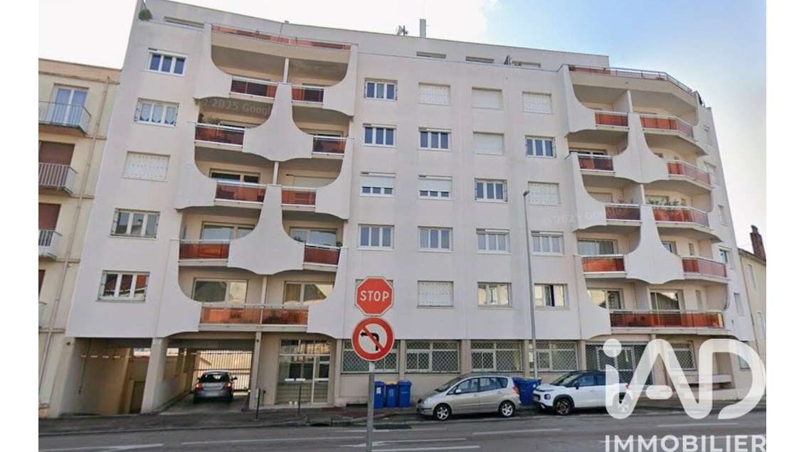 Vente local commercial 300m² avec parking Limoges