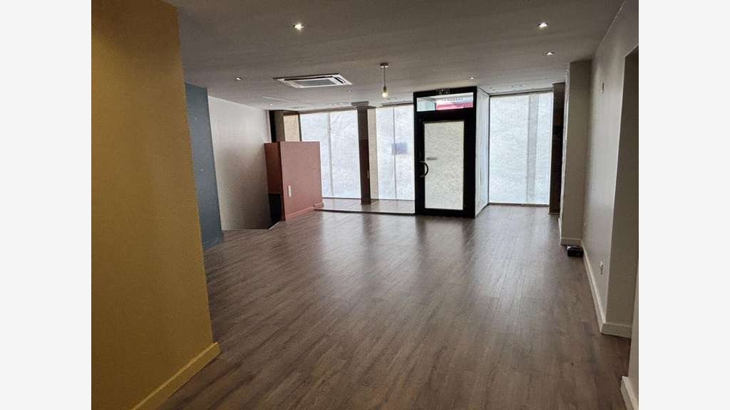 A vendre local commercial de 84m² à Limoges centre