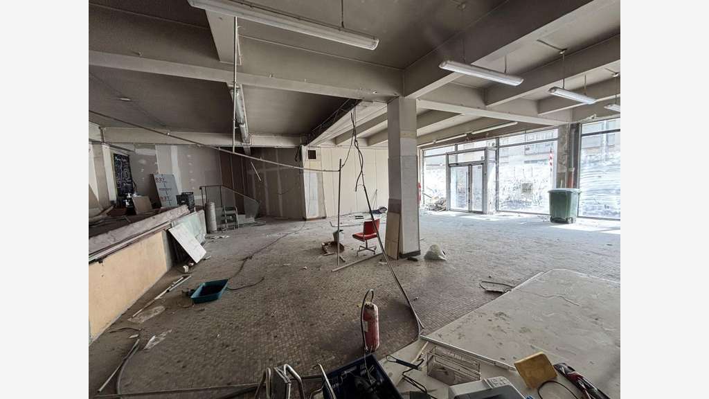 Vente local commercial de 400m² à Limoges Carmes
