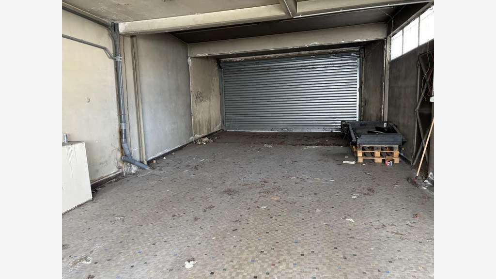 Vente local commercial de 400m² à Limoges Carmes
