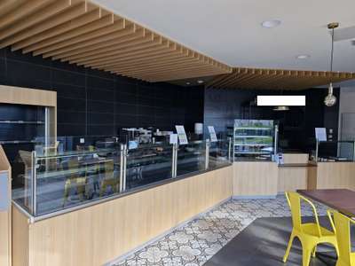Vente d'un local commercial situé sur un axe très