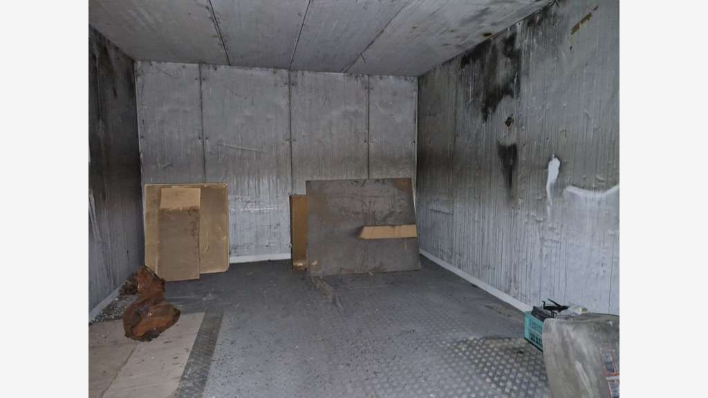 Vente local d'angle200m² axe très passant Limoges