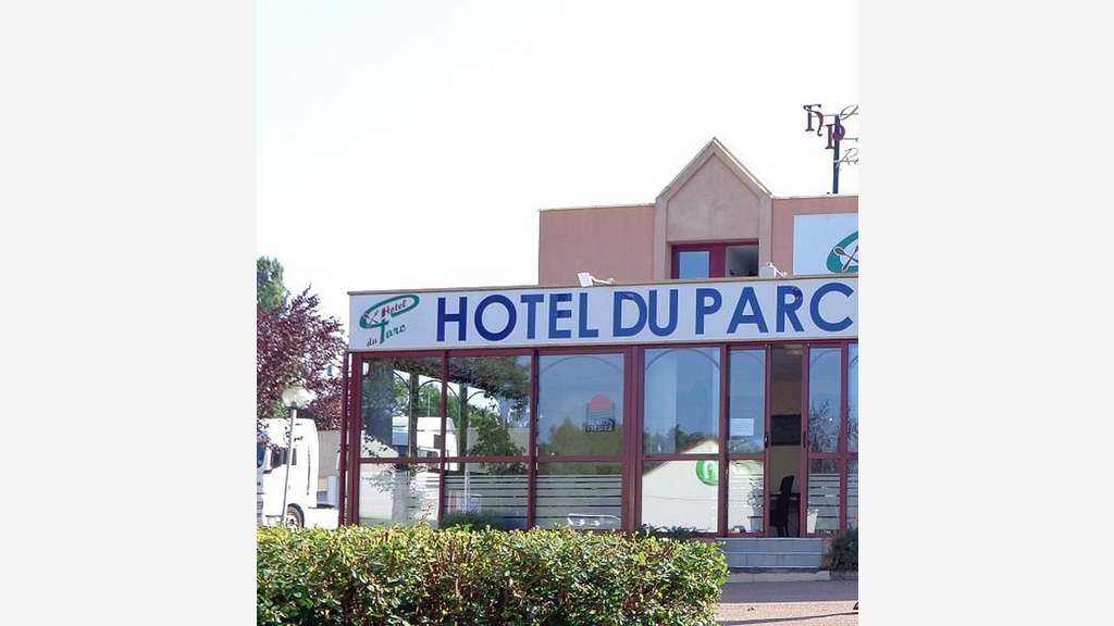 Vente ancien hôtel-restaurant 1000m² Limoges Nord