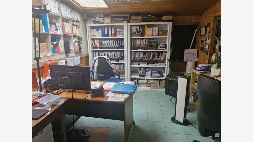 Ensemble immobilier de 1 300 m² à LIMOGES !