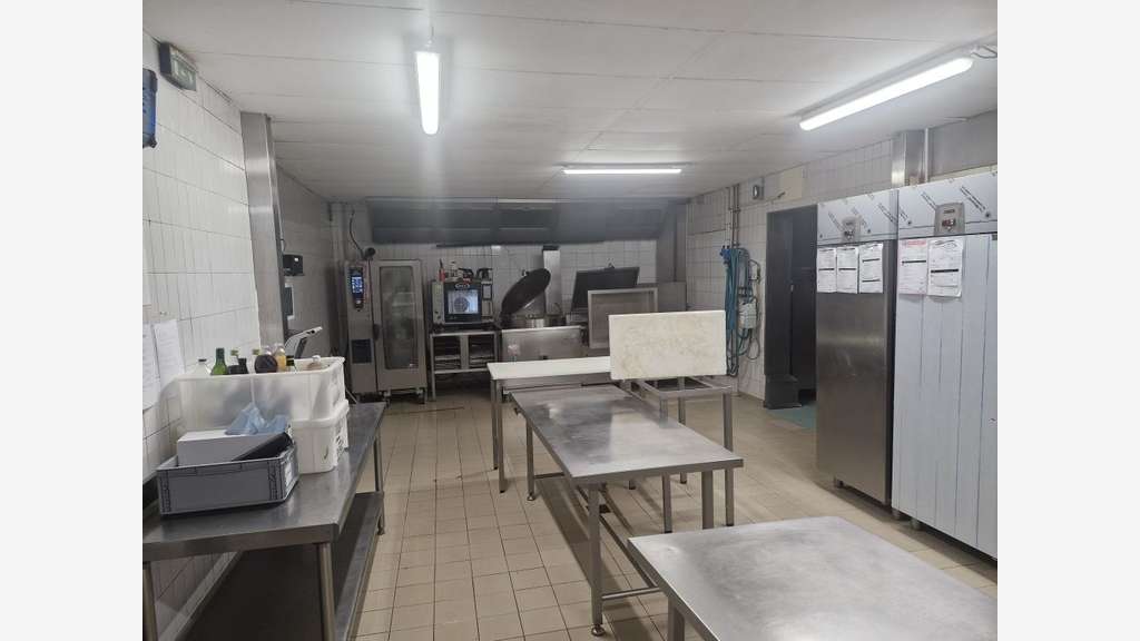Ensemble immobilier de 1 300 m² à LIMOGES !