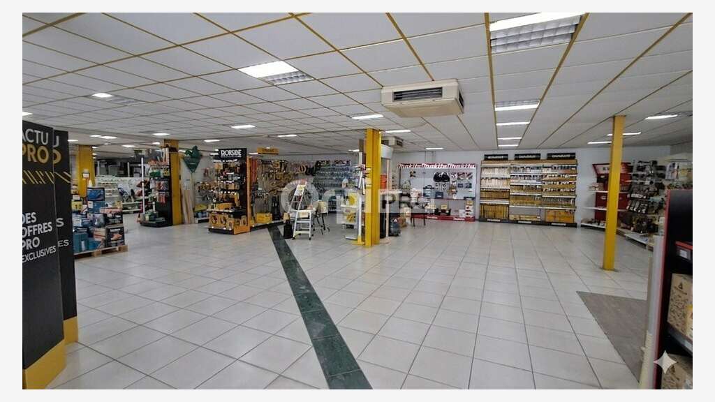 AV bâtiment 2975m² empl N°1 Lons Route de Bordeaux