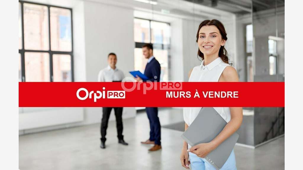 AV ensemble commercial de 863m² rocade Pau Nord