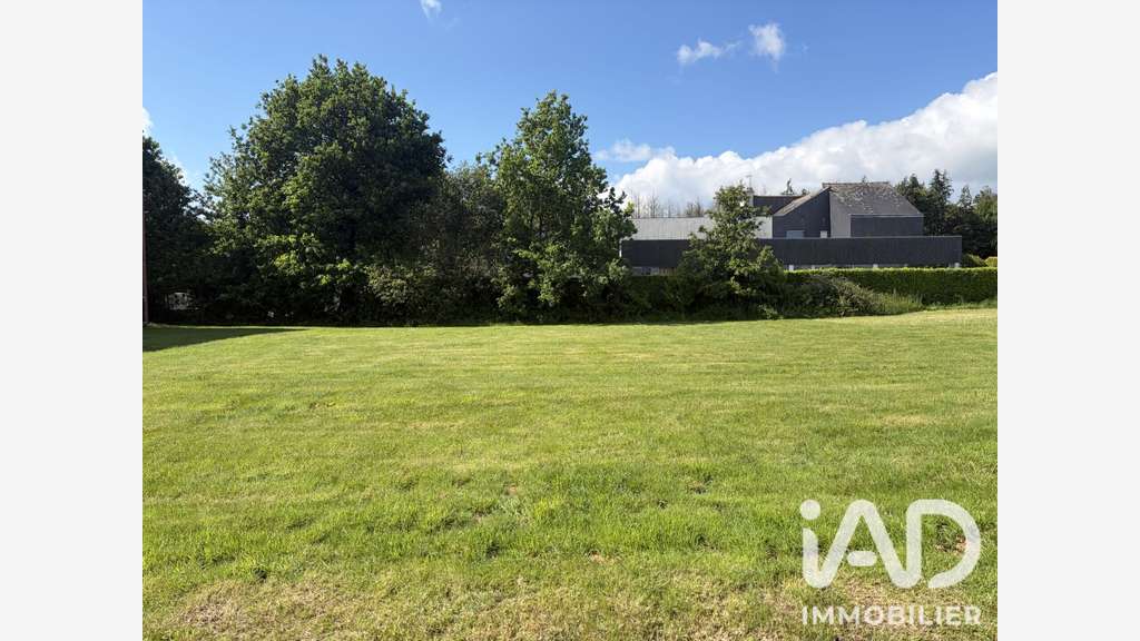 Vente site de 452m² en bord d'axe passant Loudéac
