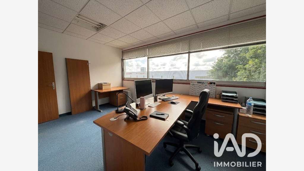 Vente site de 452m² en bord d'axe passant Loudéac