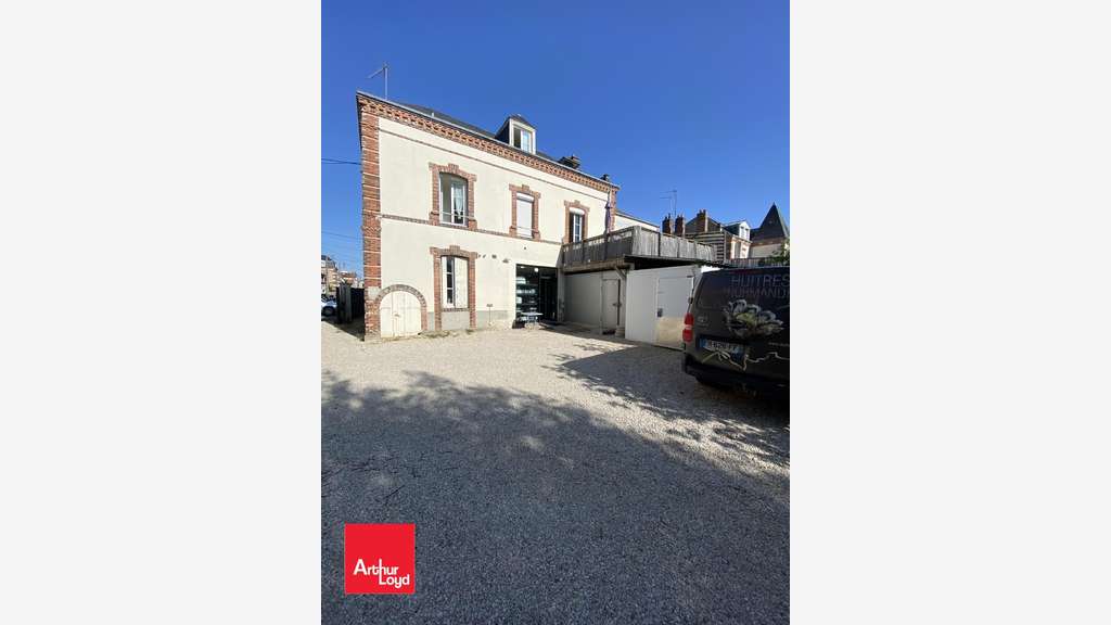 A vendre immeuble mixte à Luisant
