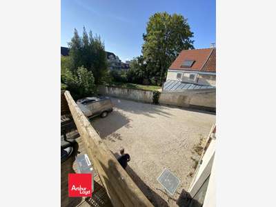 A vendre immeuble mixte à Luisant