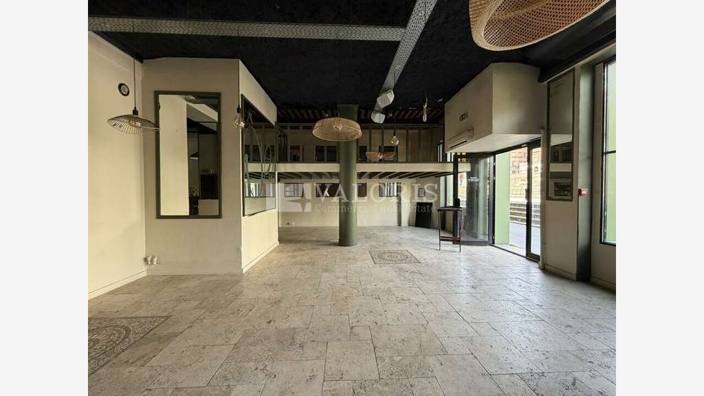 AV local commercial 167m² empl N°1 Lyon 1er