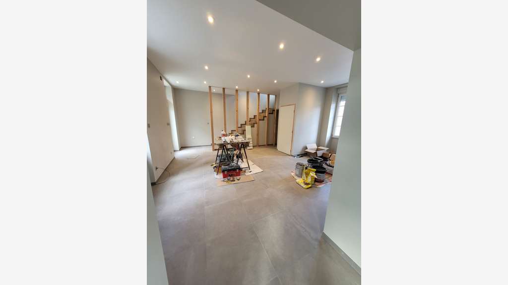 Vente local indépendant de 450m² à Lyon 4 Caluire